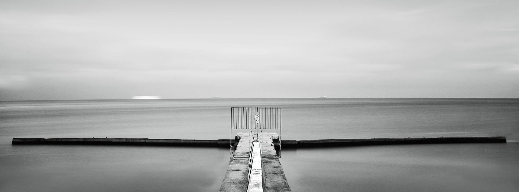 Luxurious Intense Wood Collection Reed Diffuser Australia