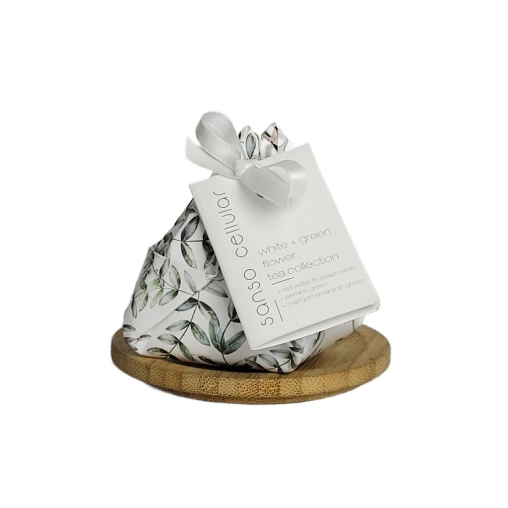 The White and Green Flower Blooming Tea Collection